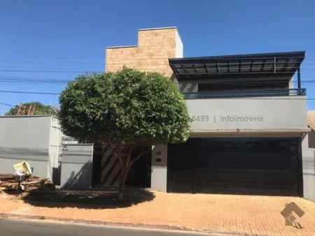Casa Comercial em Centro
