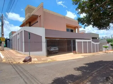 Sobrado em Cabreúva