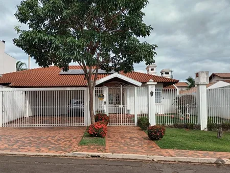 Casa-Térrea em Carandá Bosque I