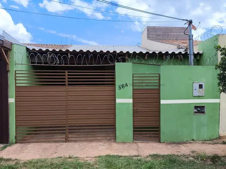 Casa-Térrea em Jardim Noroeste