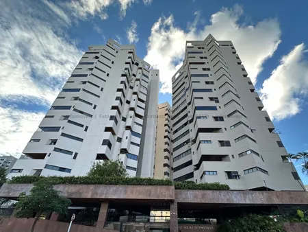 Apto. Cobertura / Duplex em Centro