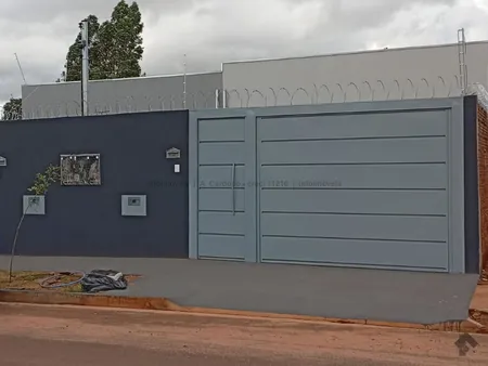 Casa-Térrea em Jardim Noroeste