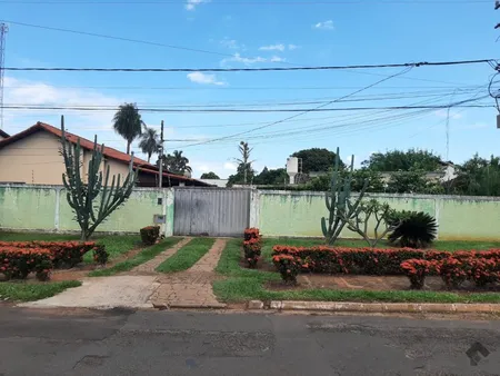 Casa-Térrea em Vila Taveirópolis