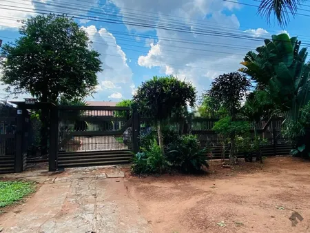 Casa-Térrea em Vila Taveirópolis