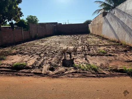 Terreno em Aero Rancho