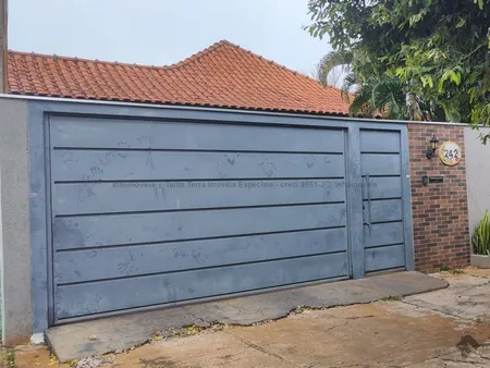 Casa-Térrea em Vila Albuquerque