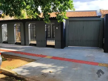 Casa-Térrea em Santo Antônio