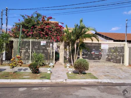 Sobrado em Carandá Bosque I