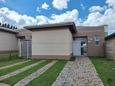Casa-Térrea-Condomínio em Novos Estados