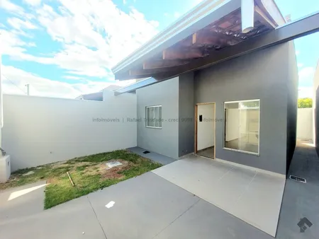 Casa-Térrea em Vila Marli