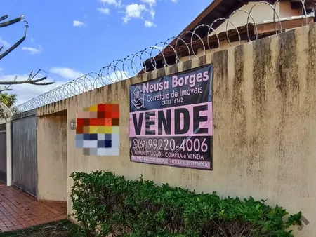 Casa-Térrea em Carandá Bosque I