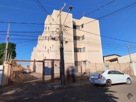 Apartamento em Vila Carvalho