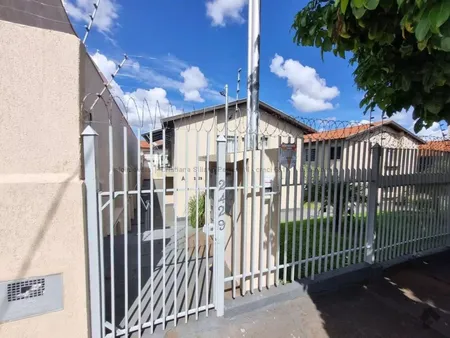 Apartamento em Monte Castelo