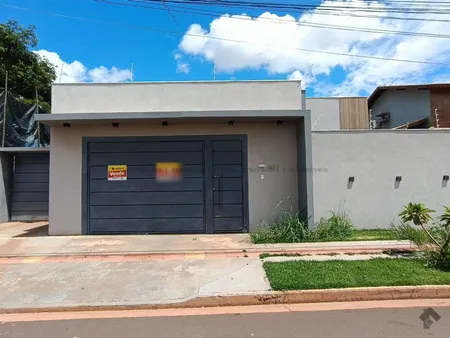 Casa-Térrea em Rita Vieira