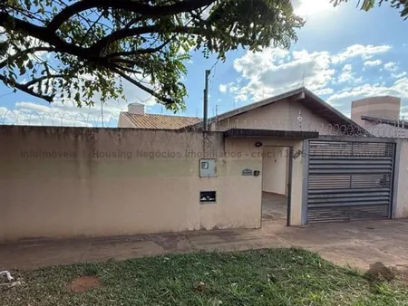 Casa-Térrea em Nova Campo Grande