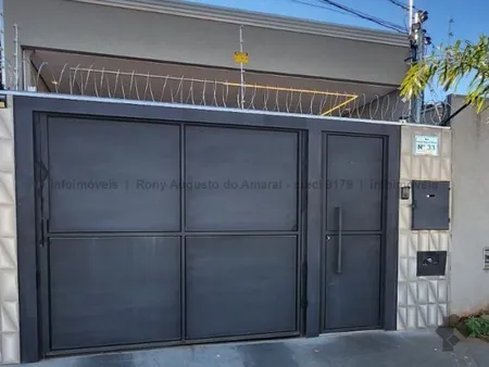 Casa-Térrea em Residencial Betaville