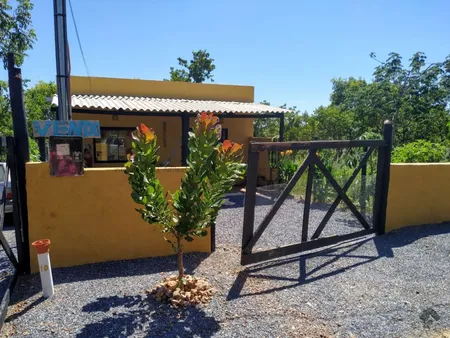 Casa-Térrea em Tarumã Hipica Park