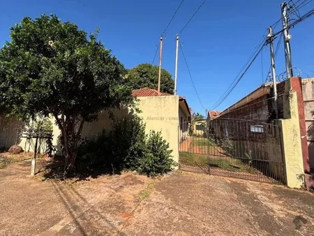 Casa-Térrea em Vila Bandeirante