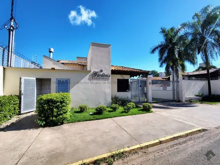 Sobrado-Condomínio em Cidade Jardim