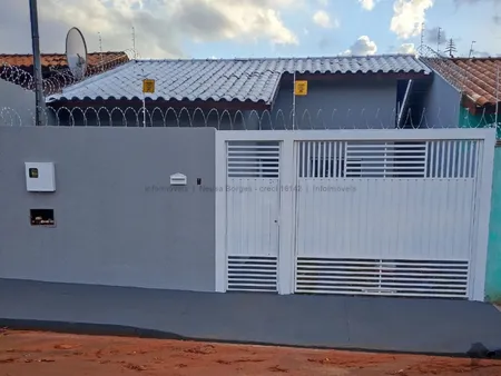 Casa-Térrea em Jardim Noroeste
