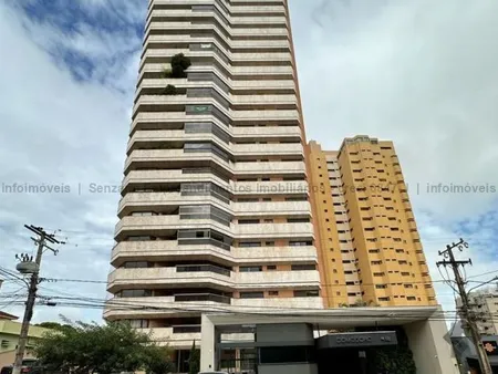 Apartamento em Centro