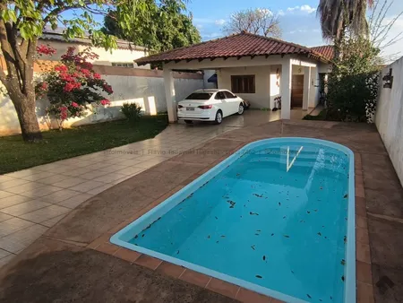Casa-Térrea em Panorama