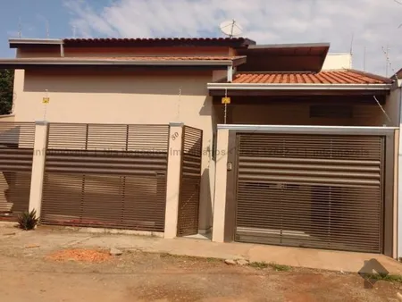 Casa-Térrea em Nova Campo Grande