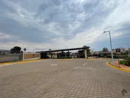 Terreno-Condomínio em Chácara Cachoeira
