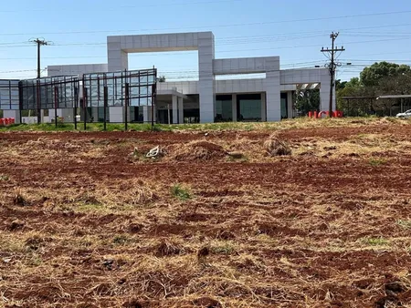 Terreno em Vila Nasser