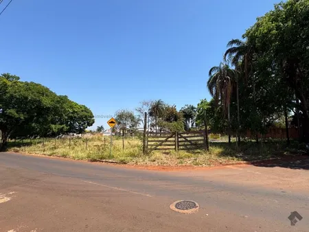 Área em Vila Vilas Boas