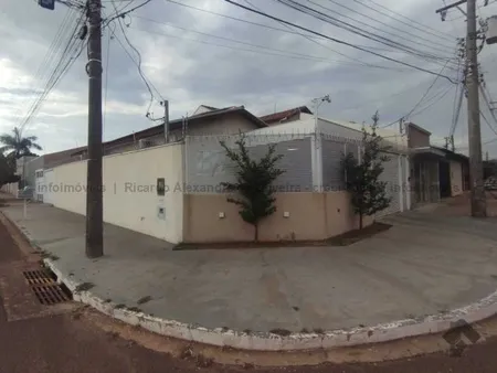 Casa-Térrea em Loteamento Sóter