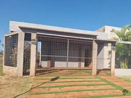 Casa-Térrea em Vila Olenka