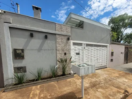 Casa-Térrea em Rita Vieira