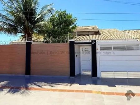 Casa-Térrea em Jardim Leblon