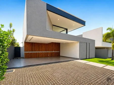 Casa-Térrea-Condomínio em Residencial Alphaville
