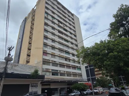 Apto. Cobertura / Duplex em Centro