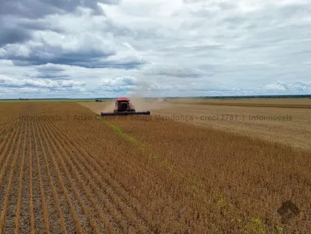 Fazenda em Zona Rural