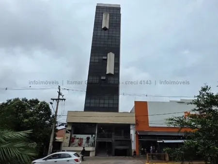 Sala / Salão / Loja em Centro