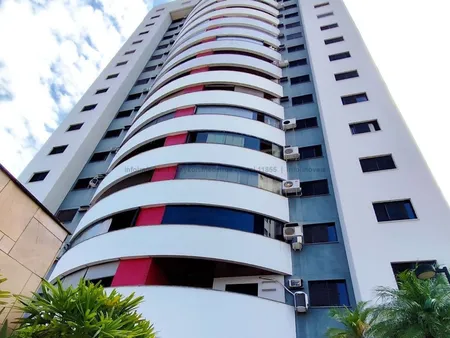 Apto. Cobertura / Duplex em Centro
