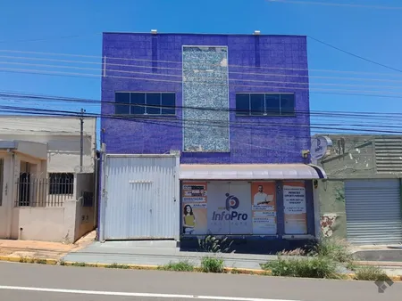 Sala / Salão / Loja em Centro