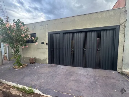 Casa-Térrea em Rita Vieira