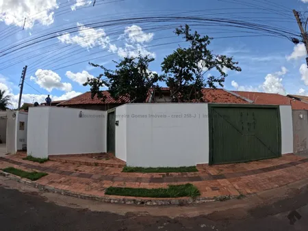 Casa-Térrea em Giocondo Orsi