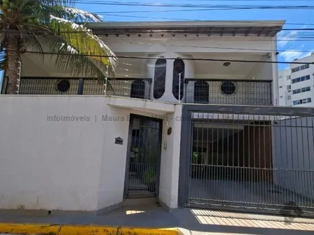 Sobrado em Vila Alta