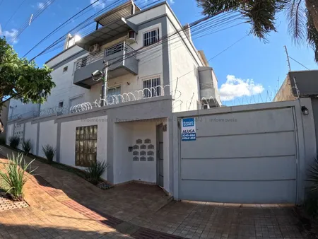 Apartamento em Jardim Bela Vista