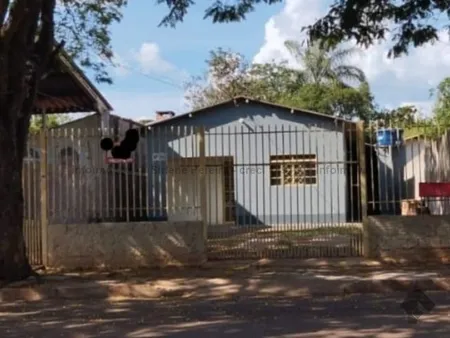 Casa-Térrea em Centro