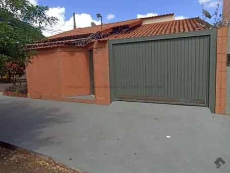 Casa-Térrea em Jardim América