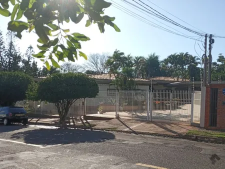 Casa-Térrea em Jardim São Bento