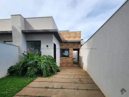 Casa-Térrea em Moreninha