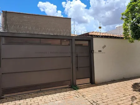Casa-Térrea em Jardim Monte Líbano