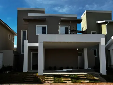 Sobrado-Condomínio em Tiradentes